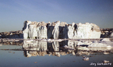 Eisberge im Fjord